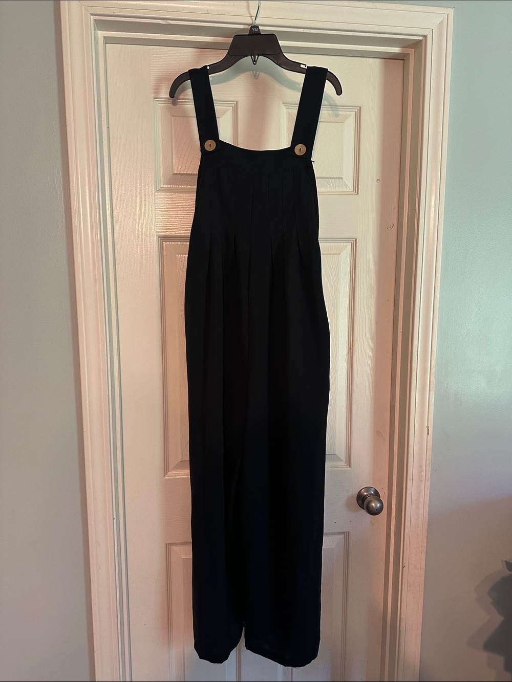 SHEIN Black Wide-Leg Suspender Jumpsuit